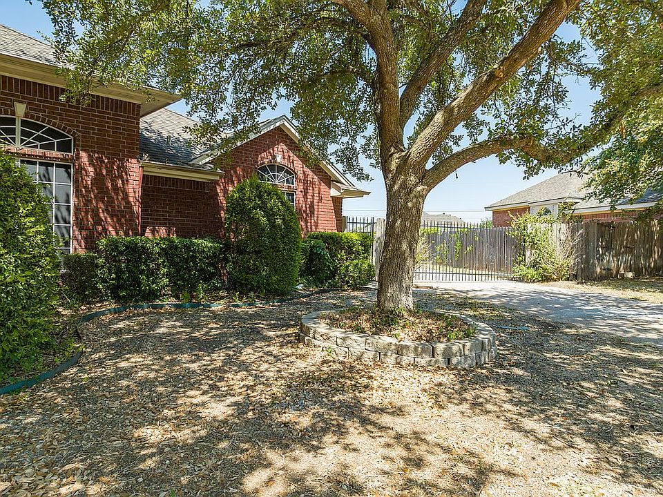 805 Minor Cir, Hewitt, TX 76643 Zillow