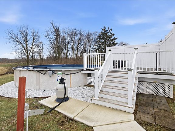 5th image of 2976 Mohawk Ln