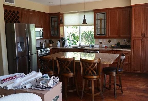 4th image of 3114 Foxtail Ct