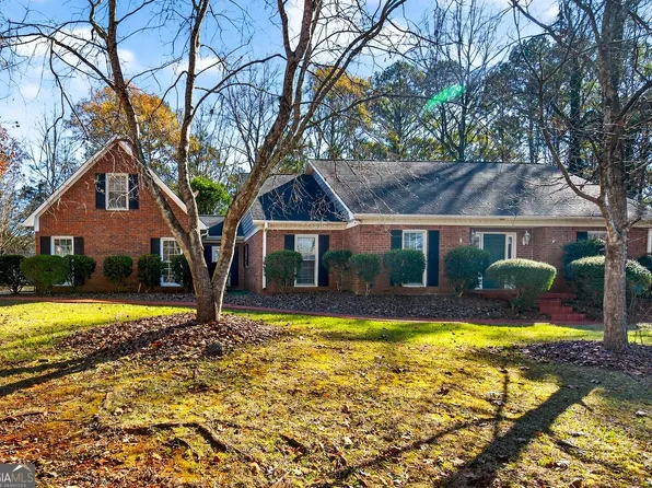 134 Lismore Dr, Lagrange, GA 30240