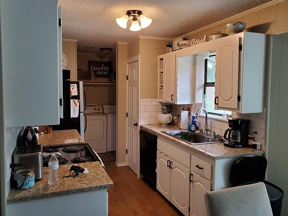 1st image of 217 Hillcrest Dr