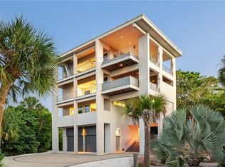 6 Sandy Hook Rd, Sarasota, FL 34242