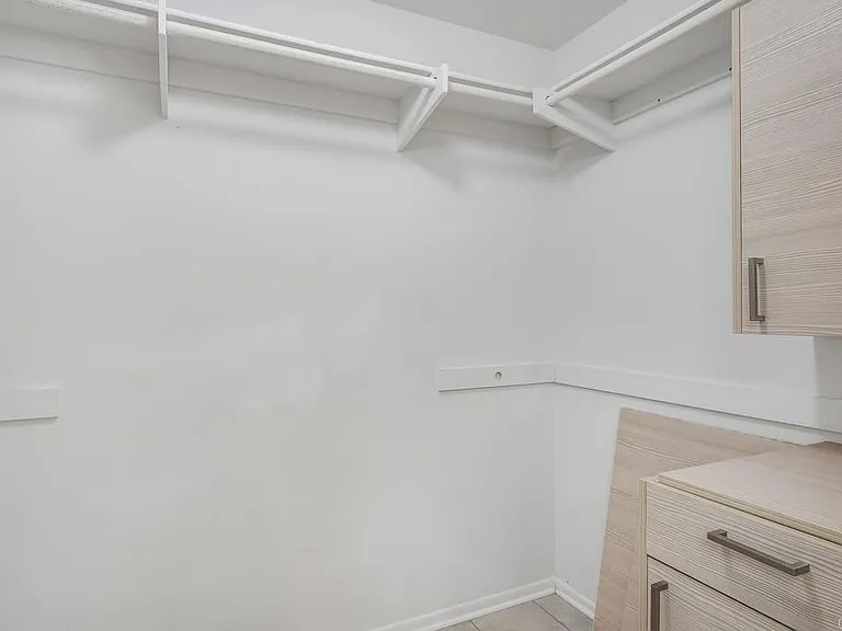 8880 Villa La Jolla Dr — Photo 11