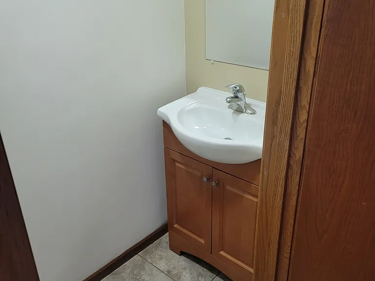 107 Deerpath Dr — Photo 5