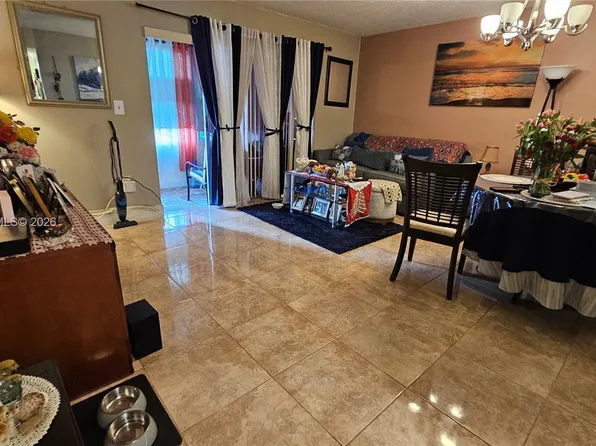 4980 E Sabal Palm Blvd APT 132, Tamarac, FL 33319