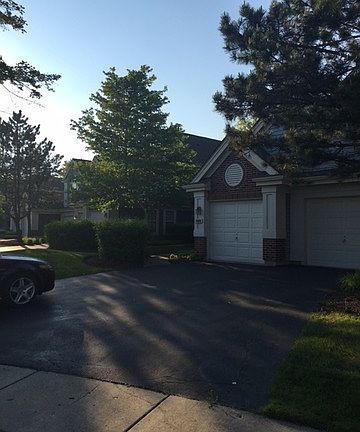 3rd image of 1063 Talbots Ln #1063