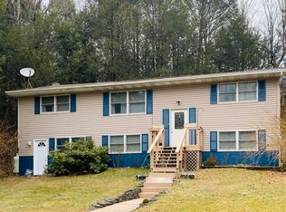 180 Catterson Rd, Lake Ariel, PA 18436