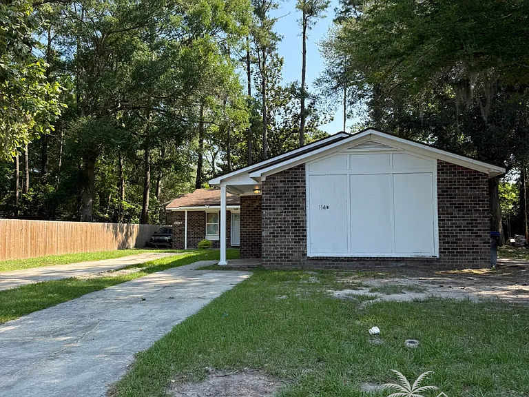 114 Langley Dr #B — Photo 14