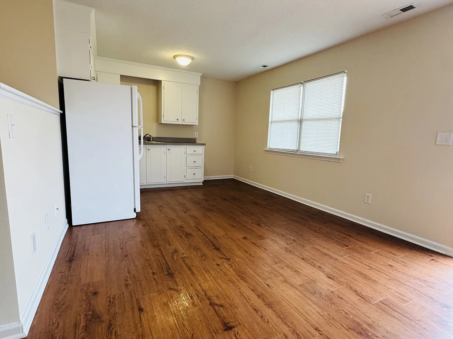 3020 Adams Boulevard — Photo 4