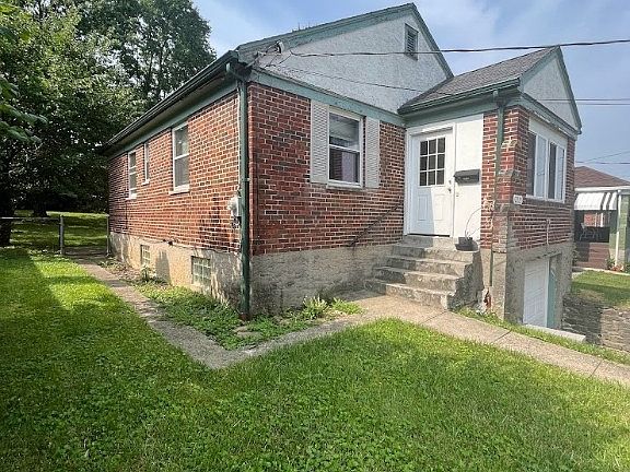 3rd image of 2221 Bremont Ave