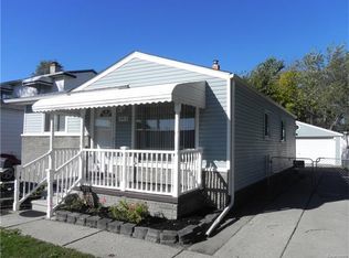 382 W Jarvis Ave, Hazel Park, MI