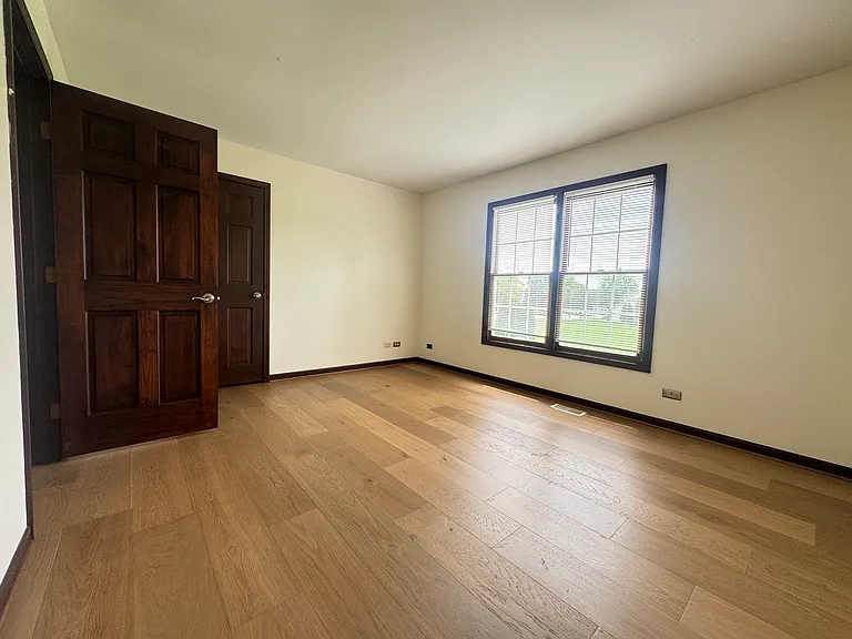 1108 Hollingswood Ave — Photo 12