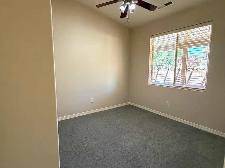 1460 N 400 W — Photo 20