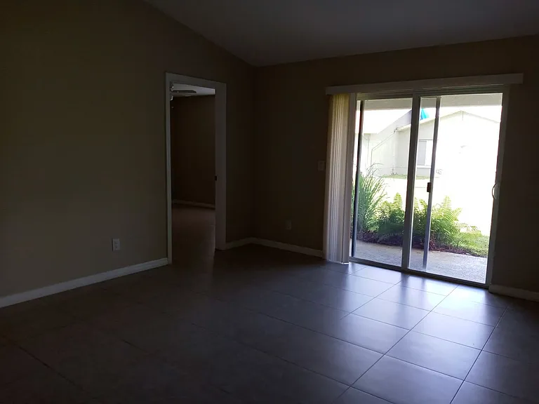 Coming Soon - $500 off Move in Summer Special — Photo 34