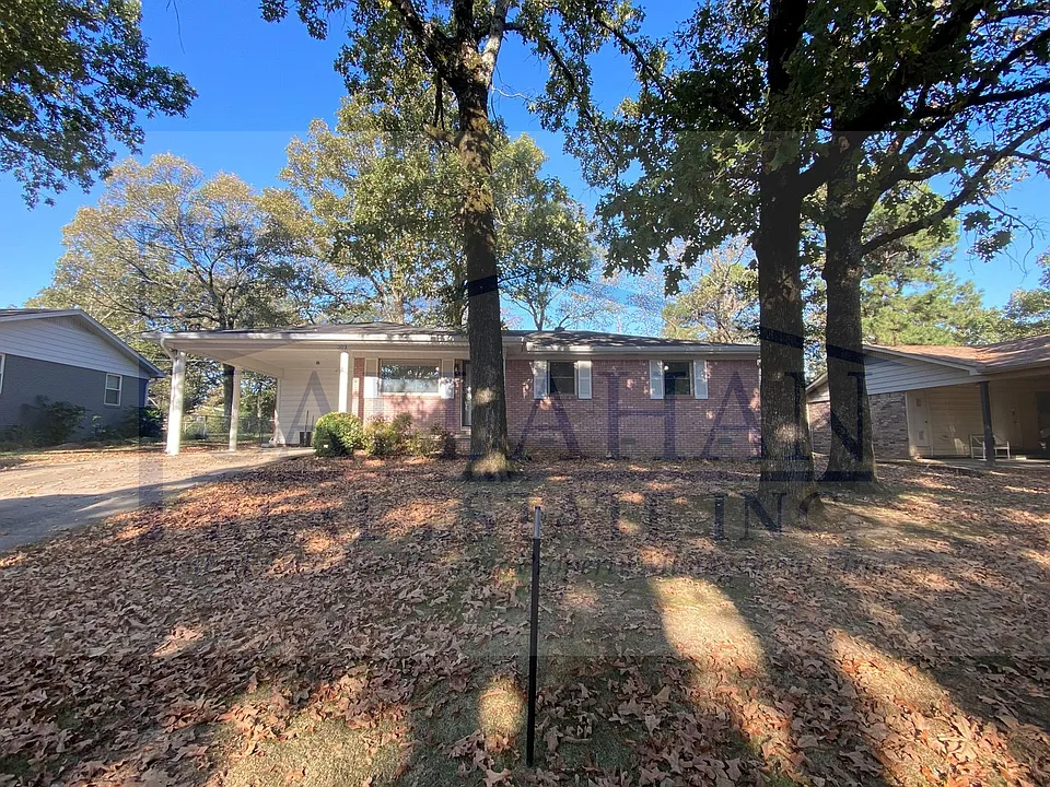 303 S Longfield Ave