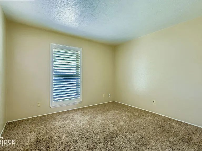 11026 McCree Rd — Photo 21