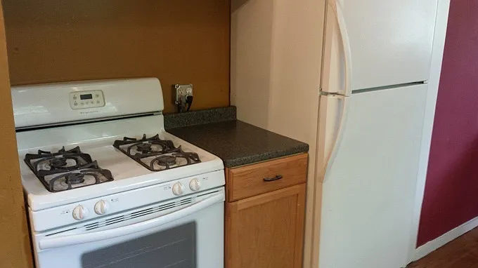 497 Chester St — Photo 7