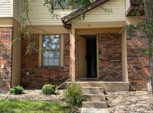 700 N Adelaide St APT 111, Normal, IL 61761