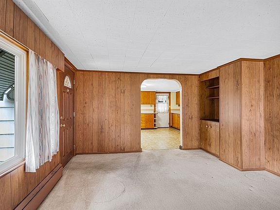 5th image of 16 Peabody Ave