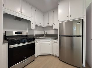 1315 N Columbus Ave., Glendale, CA 91202