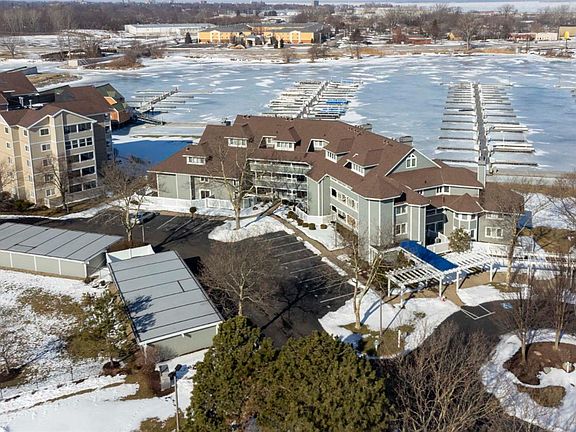 2nd image of 81 Marina Point Dr