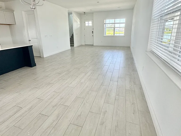 2990 Scout St — Photo 10