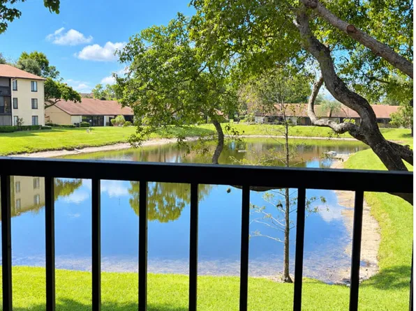 610 Sea Pine Way, Greenacres, FL 33415