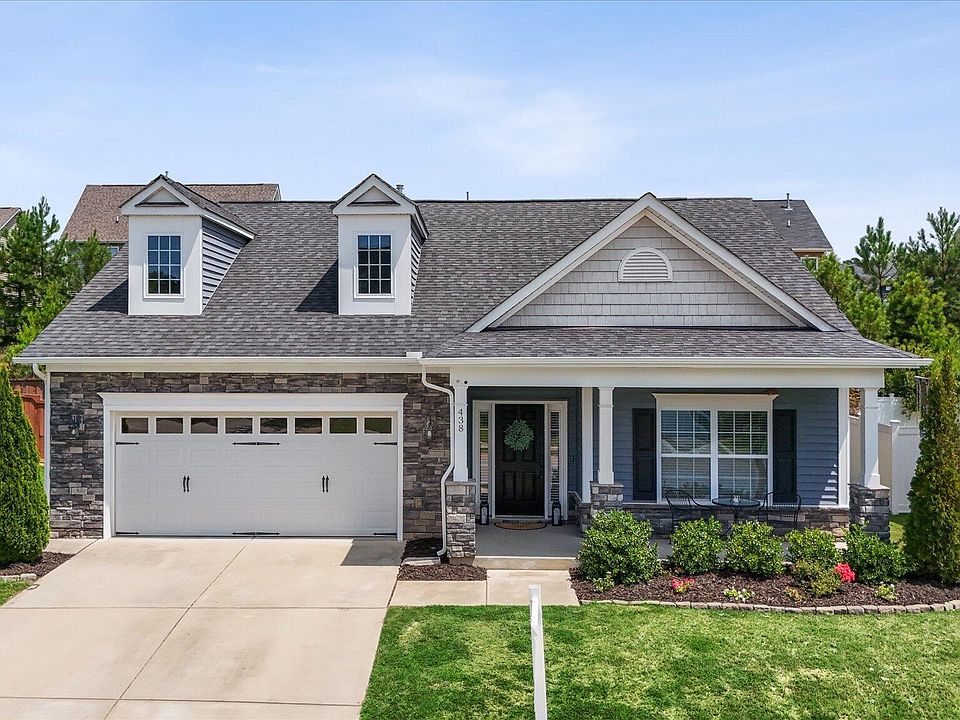 1st image of 438 Lakemont Dr