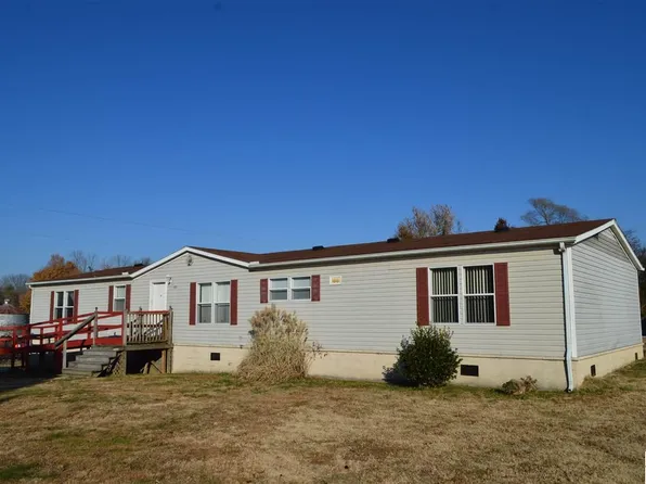 82 Scenic Acres Dr, Murray, KY 42071