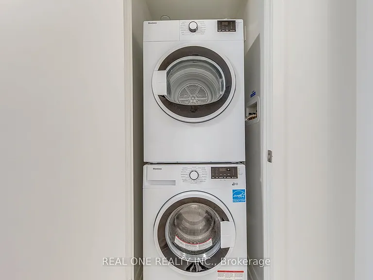 60 Shuter St #303 — Photo 16