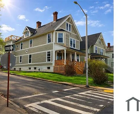 49 West St #4