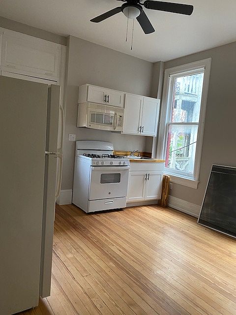 1st image of 148 E Philadelphia St Floor 2