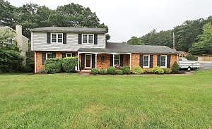 5th image of 5803 Penguin Dr