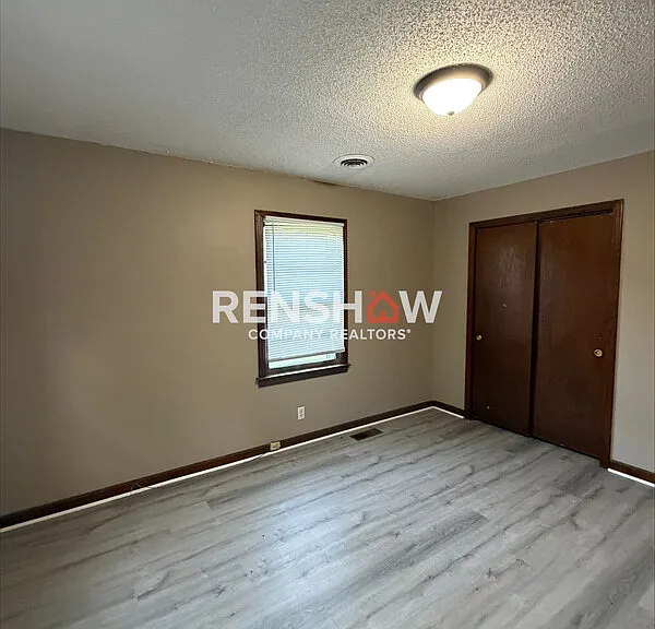 155 Moore Rd — Photo 12