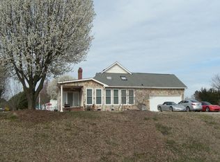 5512 Sandy Trail Dr, Knightdale, NC 27545