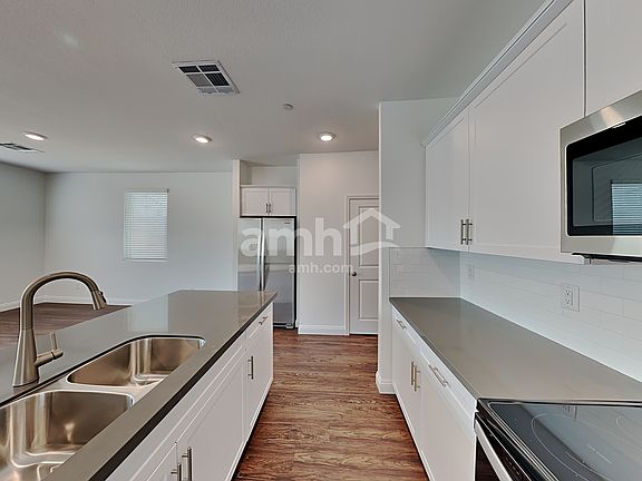 3rd image of 10069 Aconitum Ct