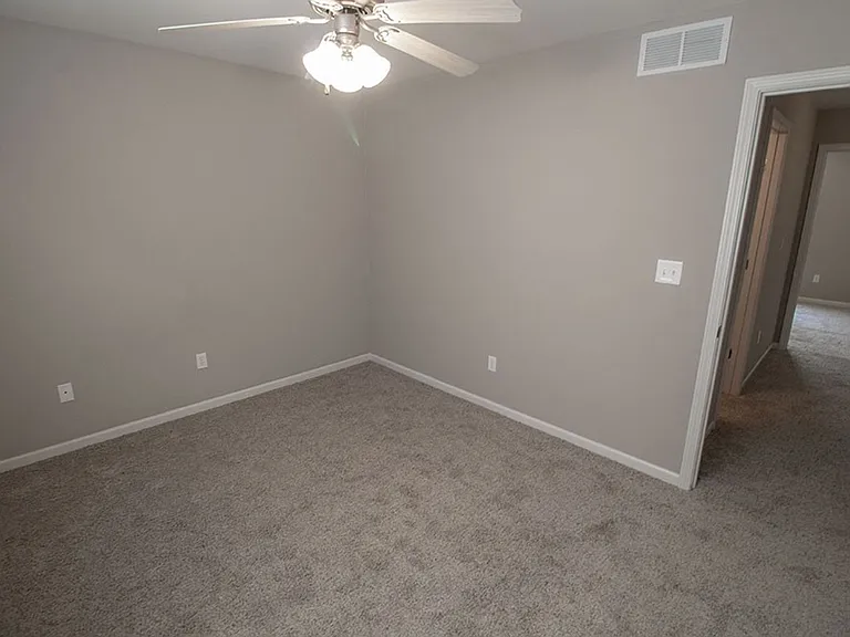 4014 Snowy Owl Dr — Photo 30