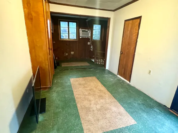 91 Bleecker Street image 3 of 12