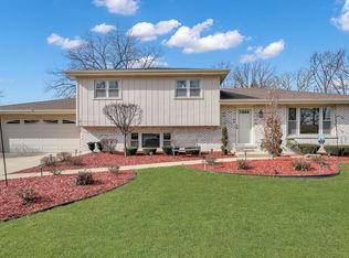 8620 S 84th Ct, Hickory Hills, IL