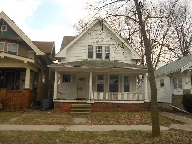 1019 Prouty Ave photo 1