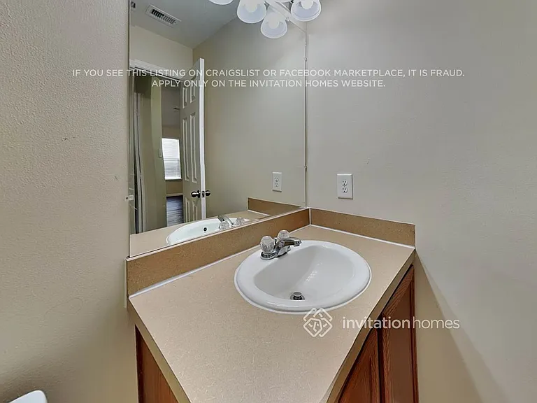 19235 Sandelford Dr — Photo 14