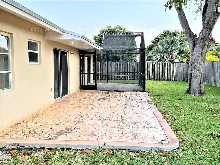 11721 SW 122nd Ave — Photo 19