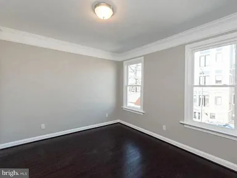 465 Luray Pl NW — Photo 15