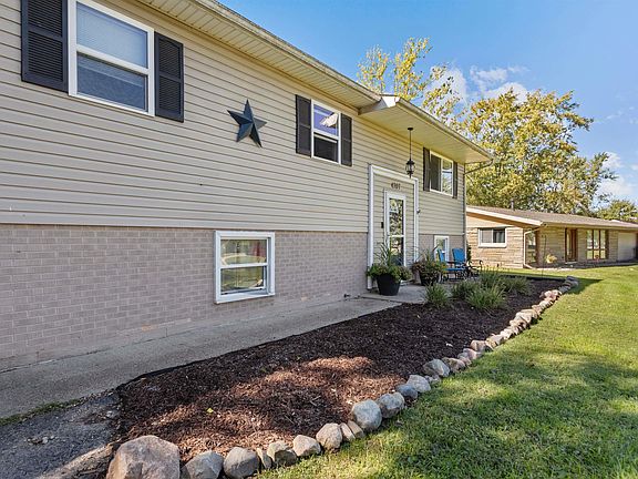 3rd image of 4707 Orleans Dr