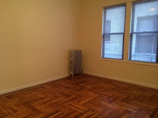 Rented by Realty 2000 Corp | media 14