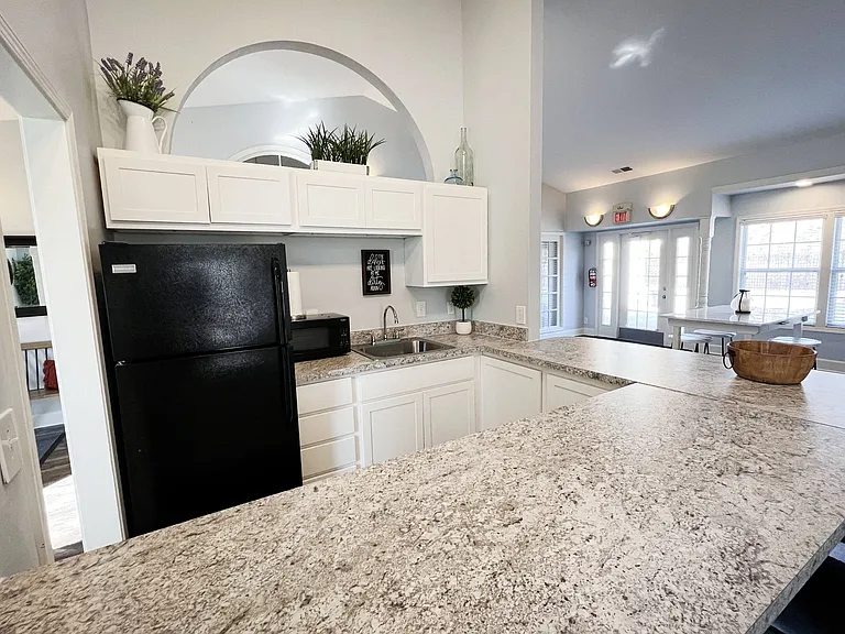 Woodhills Apartments — Photo 20