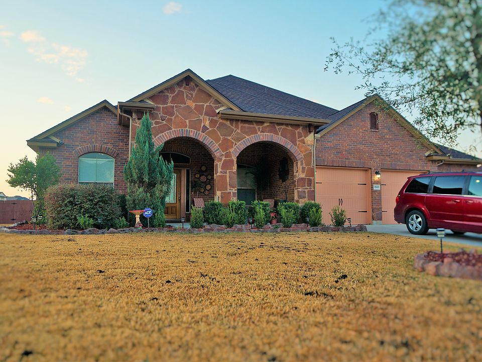 1st image of 3920 Scenic Trail Dr