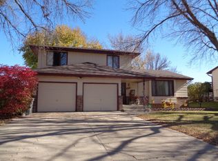 1709 Doreen St, Grand Island, NE 68803
