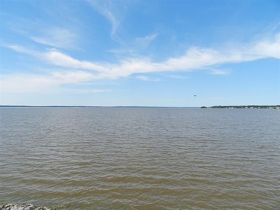 2nd image of 72 Lake Barnett Dr #72