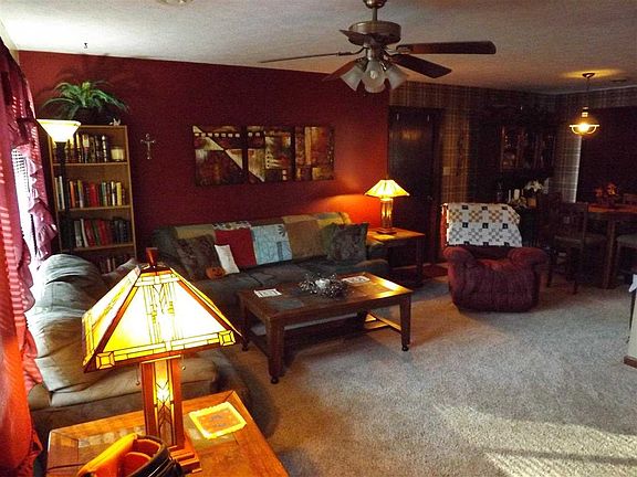 3rd image of 3819 N Woodview Hills Ct